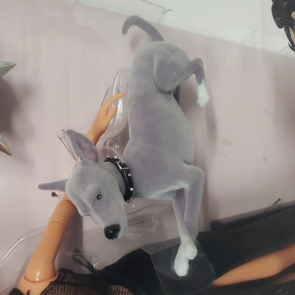 Bratz 2023 Celebrity Kylie Jenner Night Time Designer Edition - Picture 8 of 12